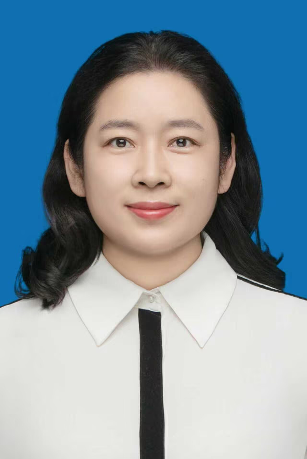 徐红梅 经理助理